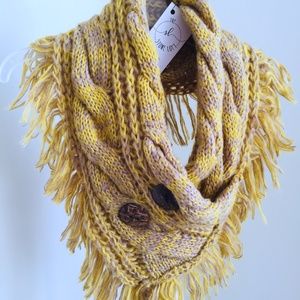Cute Knit Cozy Winter Scarf - NWT